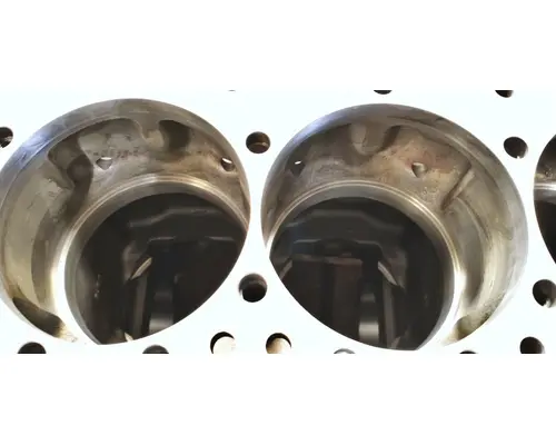 CUMMINS ISM Cylinder Block
