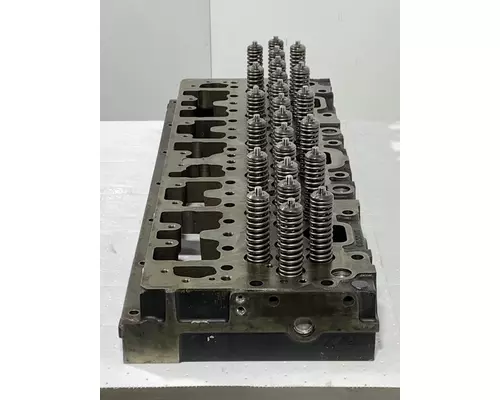 CUMMINS ISM Cylinder Head