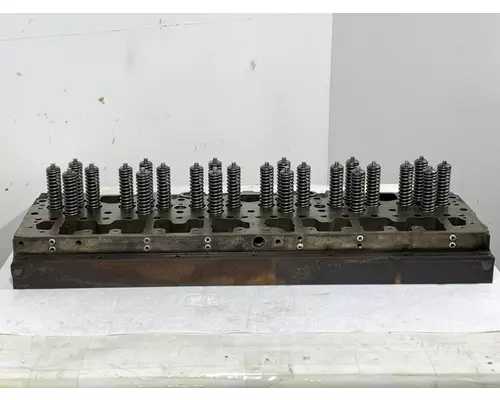 CUMMINS ISM Cylinder Head