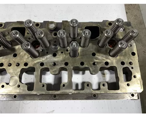 CUMMINS ISM Cylinder Head