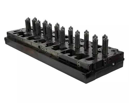 CUMMINS ISM Cylinder Head