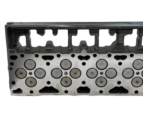 CUMMINS ISM Cylinder Head