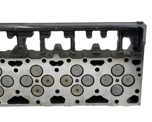 CUMMINS ISM Cylinder Head