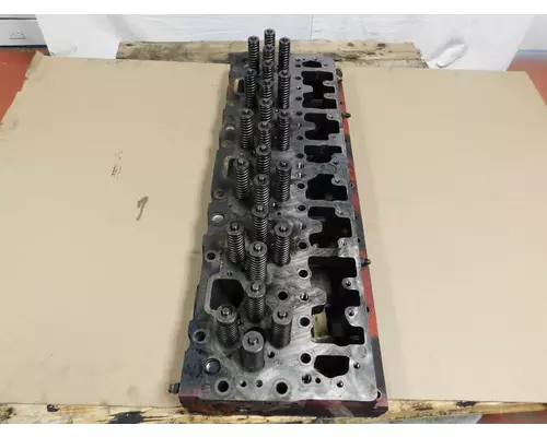 CUMMINS ISM Cylinder Head