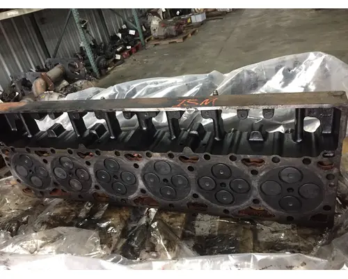 CUMMINS ISM Cylinder Head