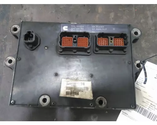 CUMMINS ISM ENGINE CONTROL MODULE (ECM)