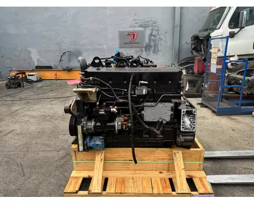 CUMMINS ISM Engine Assembly