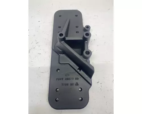 CUMMINS ISM Engine Bracket