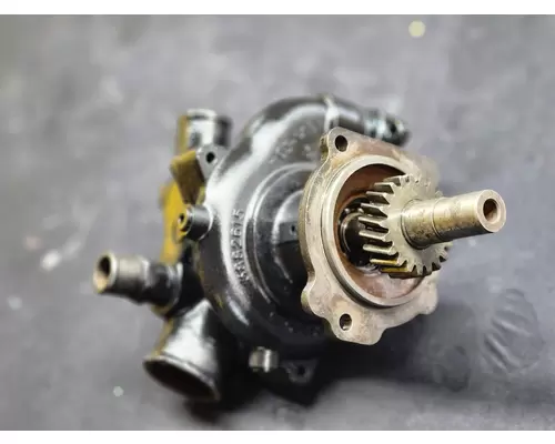 CUMMINS ISM Water Pump