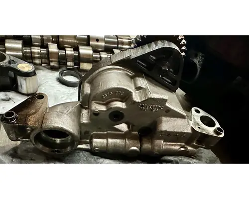 CUMMINS ISX 450ST Oil Pump