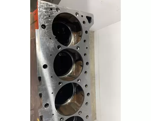 CUMMINS ISX DPF Cylinder Block