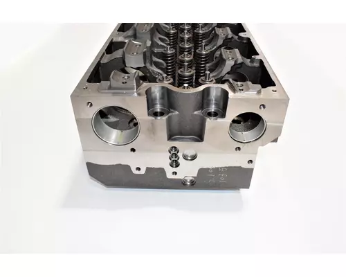 CUMMINS ISX DPF Cylinder Head