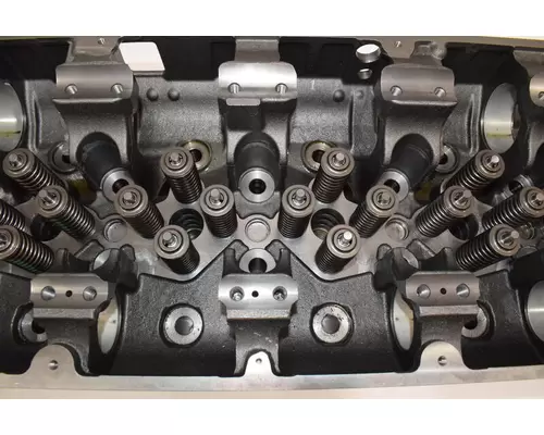 CUMMINS ISX DPF Cylinder Head