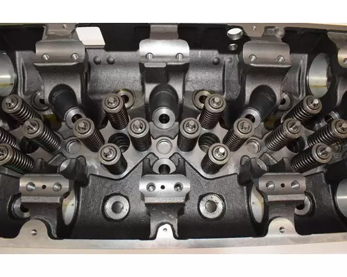 CUMMINS ISX DPF Cylinder Head