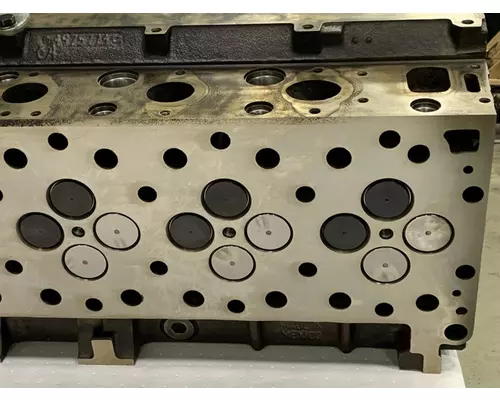 CUMMINS ISX DPF Cylinder Head