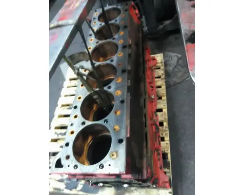 CUMMINS ISX EGR CYLINDER BLOCK