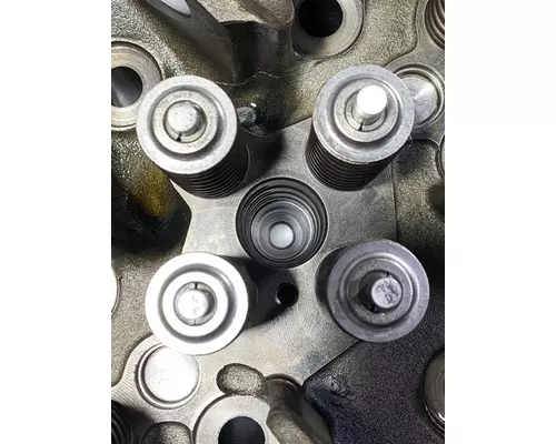 CUMMINS ISX EGR Cylinder Head