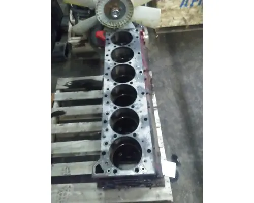 CUMMINS ISX EPA 04 CYLINDER BLOCK