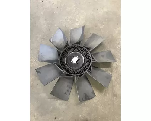 CUMMINS ISX EPA 04 FAN COOLING