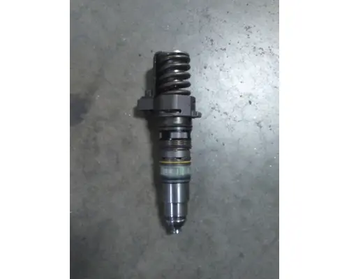 CUMMINS ISX EPA 04 FUEL INJECTOR