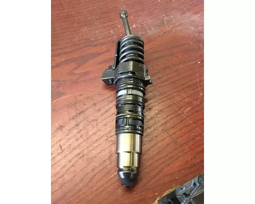 CUMMINS ISX EPA 04 FUEL INJECTOR