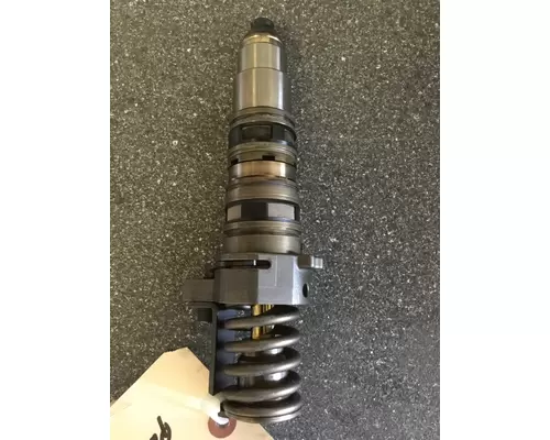 CUMMINS ISX EPA 04 FUEL INJECTOR