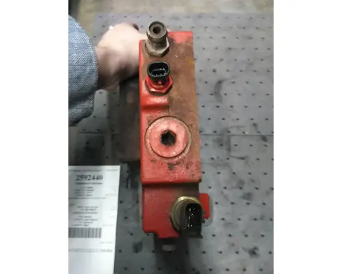 CUMMINS ISX EPA 08 THERMOSTAT HOUSING