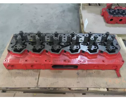 CUMMINS ISX12 CYLINDER HEAD