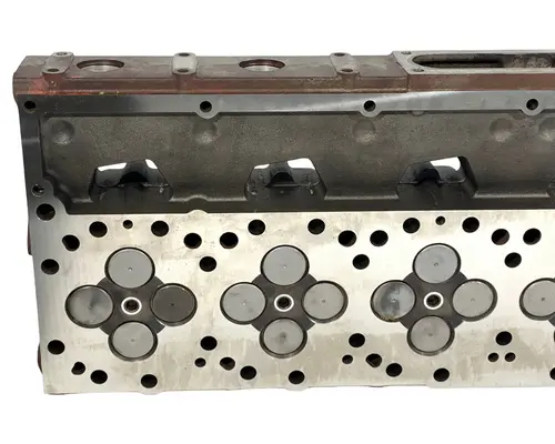 CUMMINS ISX12 Cylinder Head