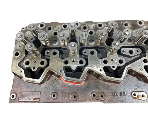 CUMMINS ISX12 Cylinder Head