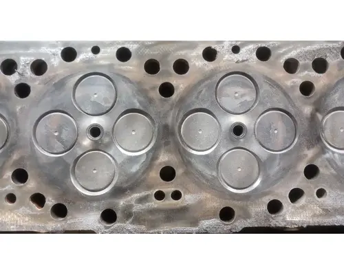 CUMMINS ISX12 Cylinder Head