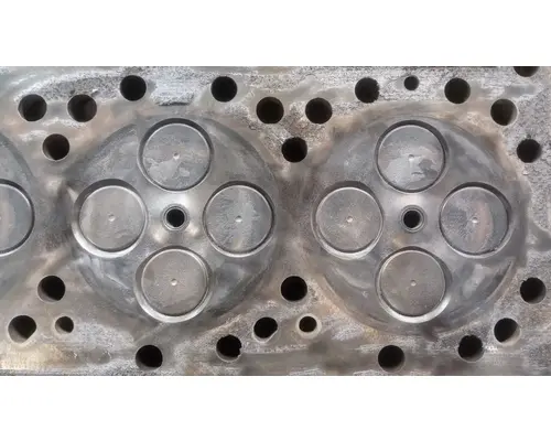 CUMMINS ISX12 Cylinder Head