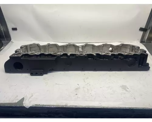 CUMMINS ISX12 Valve Cover Base