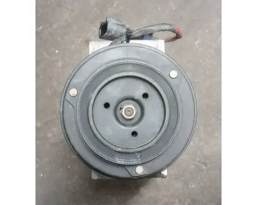 CUMMINS ISX15 Air Conditioner Compressor