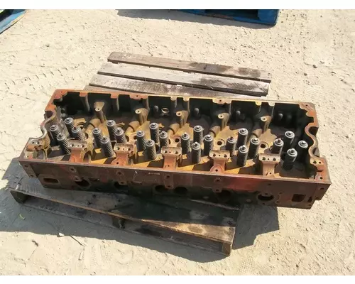 CUMMINS ISX15 CYLINDER HEAD