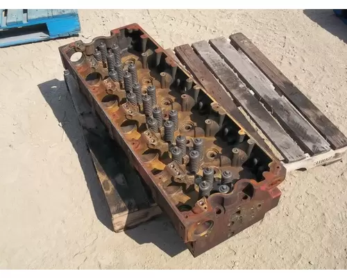 CUMMINS ISX15 CYLINDER HEAD