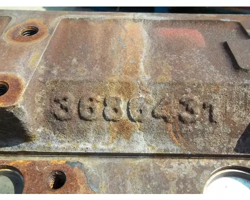 CUMMINS ISX15 CYLINDER HEAD