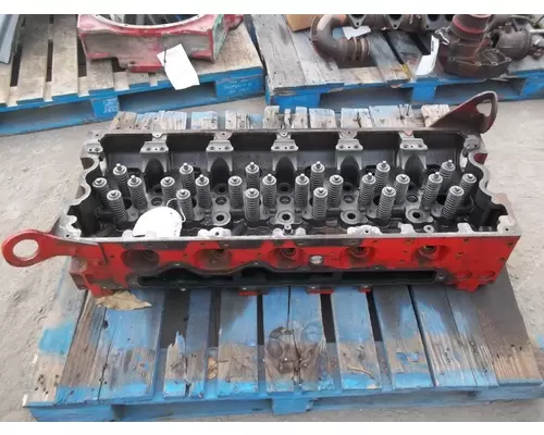 CUMMINS ISX15 CYLINDER HEAD