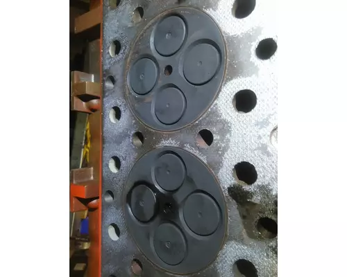 CUMMINS ISX15 CYLINDER HEAD