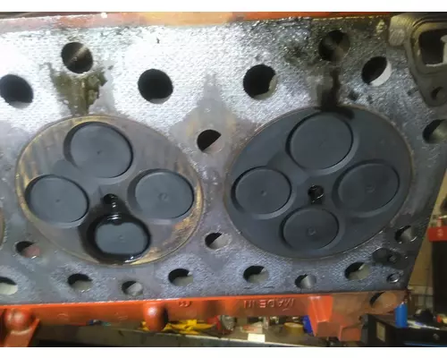 CUMMINS ISX15 CYLINDER HEAD