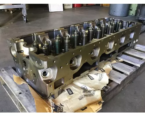 CUMMINS ISX15 CYLINDER HEAD