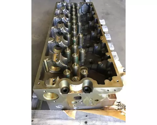 CUMMINS ISX15 CYLINDER HEAD