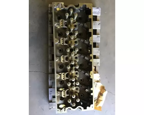 CUMMINS ISX15 CYLINDER HEAD