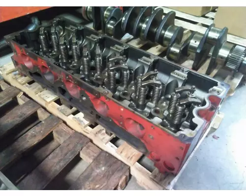 CUMMINS ISX15 CYLINDER HEAD