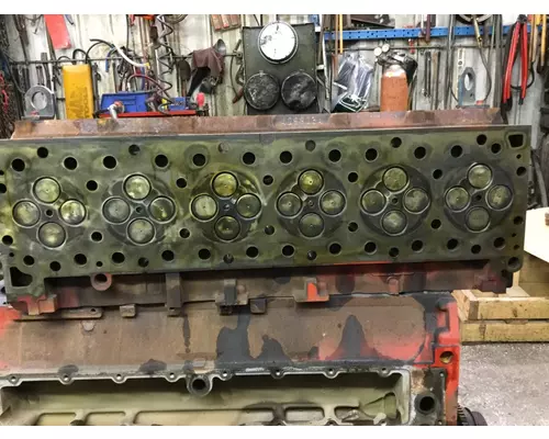 CUMMINS ISX15 CYLINDER HEAD