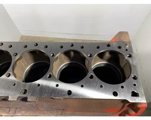 CUMMINS ISX15 Cylinder Block