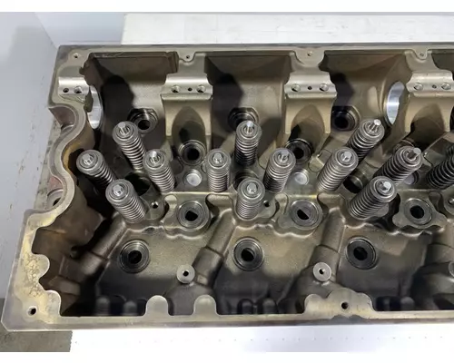 CUMMINS ISX15 Cylinder Head