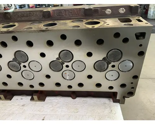 CUMMINS ISX15 Cylinder Head