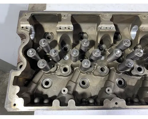 CUMMINS ISX15 Cylinder Head