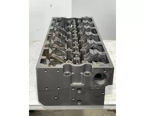 CUMMINS ISX15 Cylinder Head